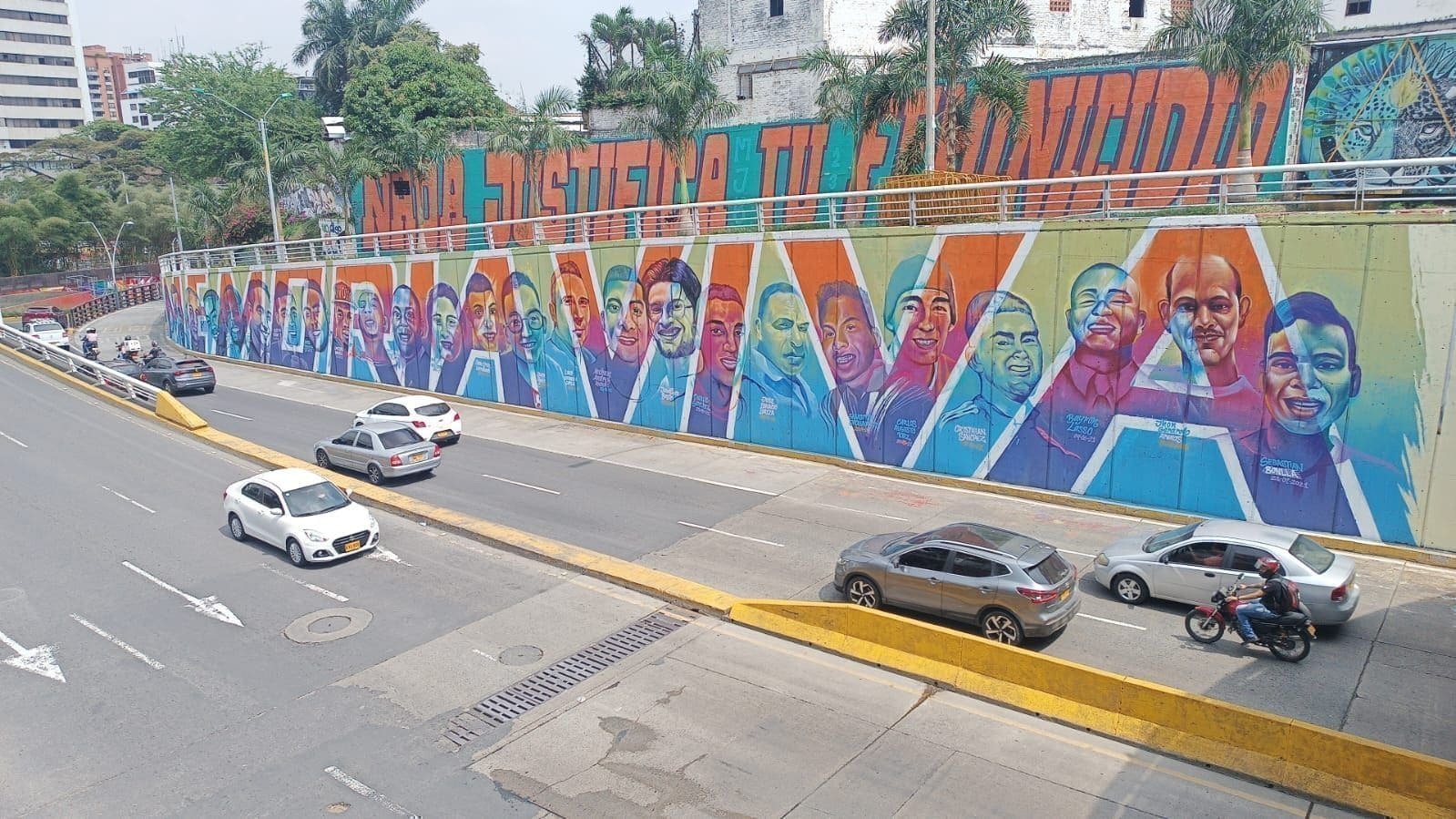 Muestra artística en avenida Colombia / Cali