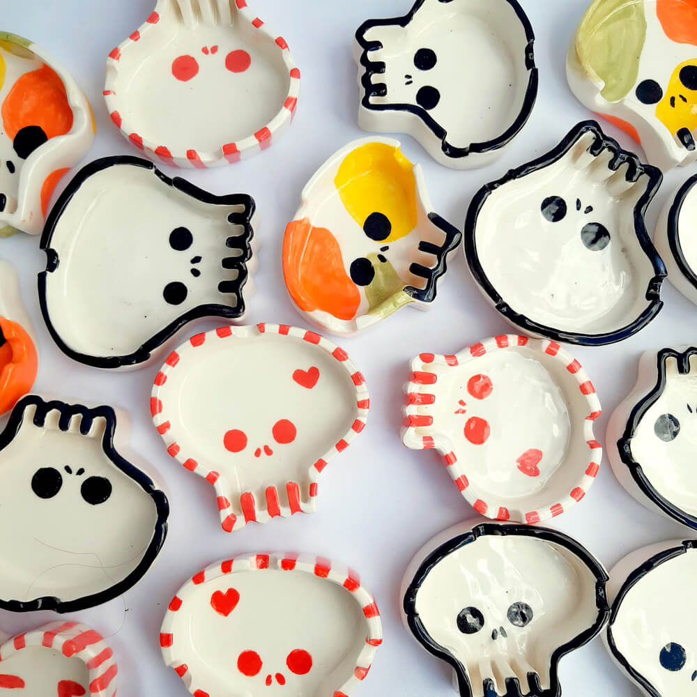 cenicero en forma de calavera