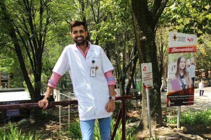 Médico de la UPB ganador de ADHES 2016 