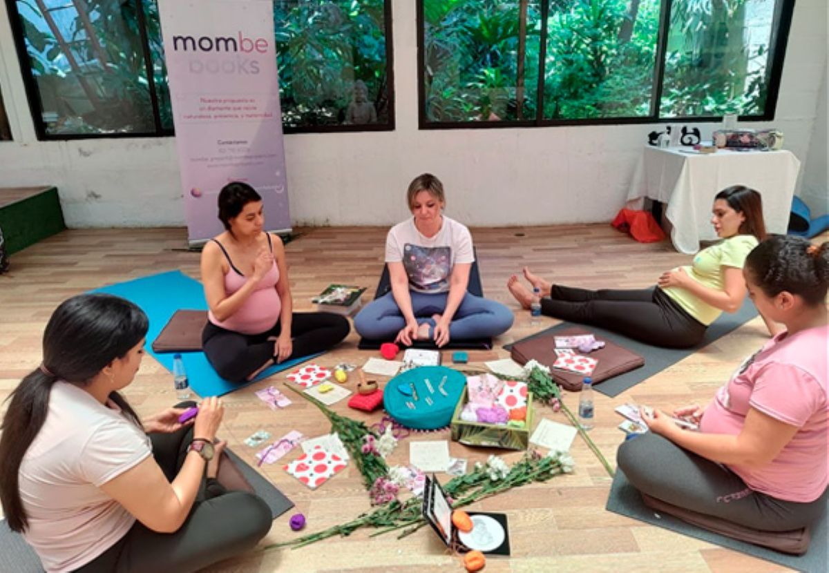 Catherine García y Mombe Books Editorial