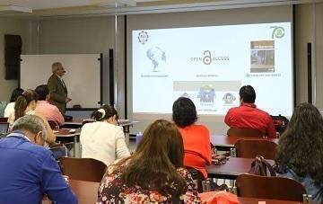 CharlaRevistaUISTipoD