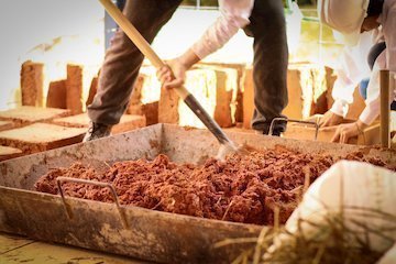 Construcción en tierra