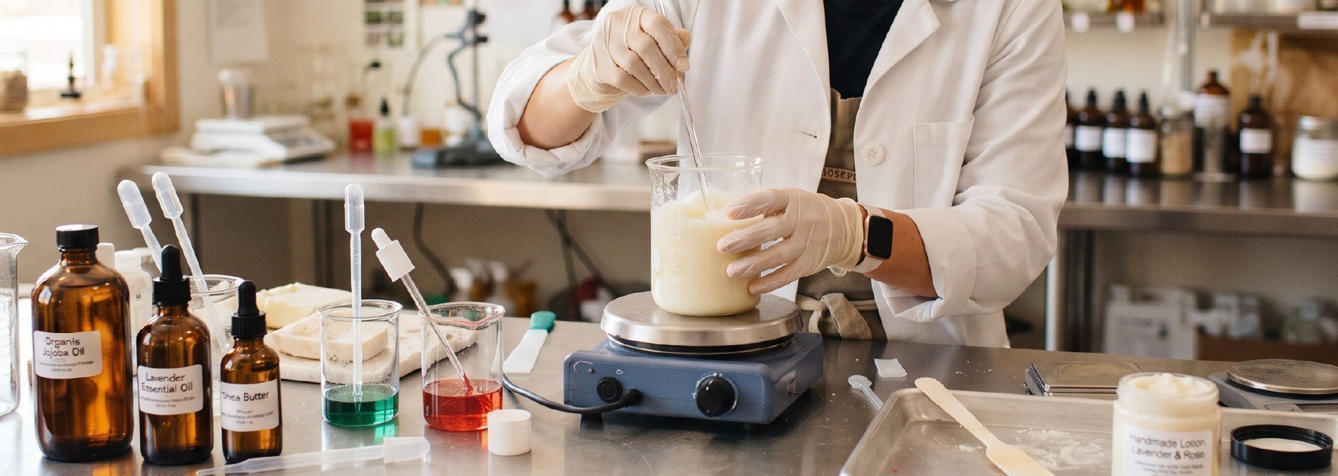 Curso Elaboración de productos cosméticos y de aseo
