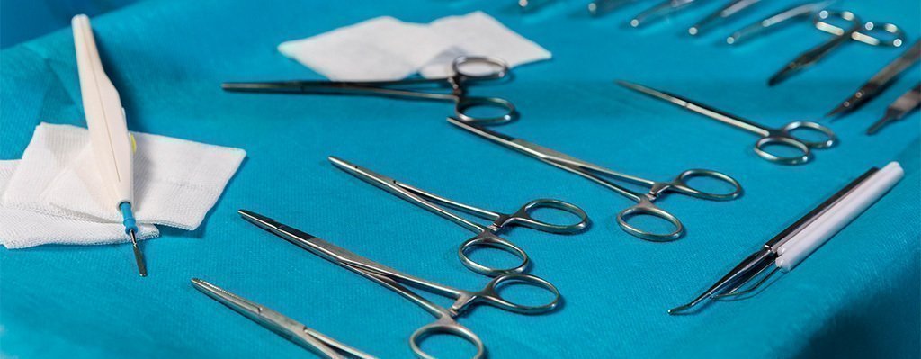 Diplomado de Anatomía Humana, Disección y Tipos de Suturas en Cadáveres