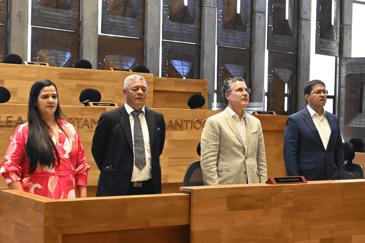 Reconocimiento por parte de la Asamblea de Antioquia por 30 años Facultad de Economía
