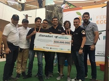 Estudiantes ganan en Emprendetec el Tercer Concurso de Robótica Aérea 