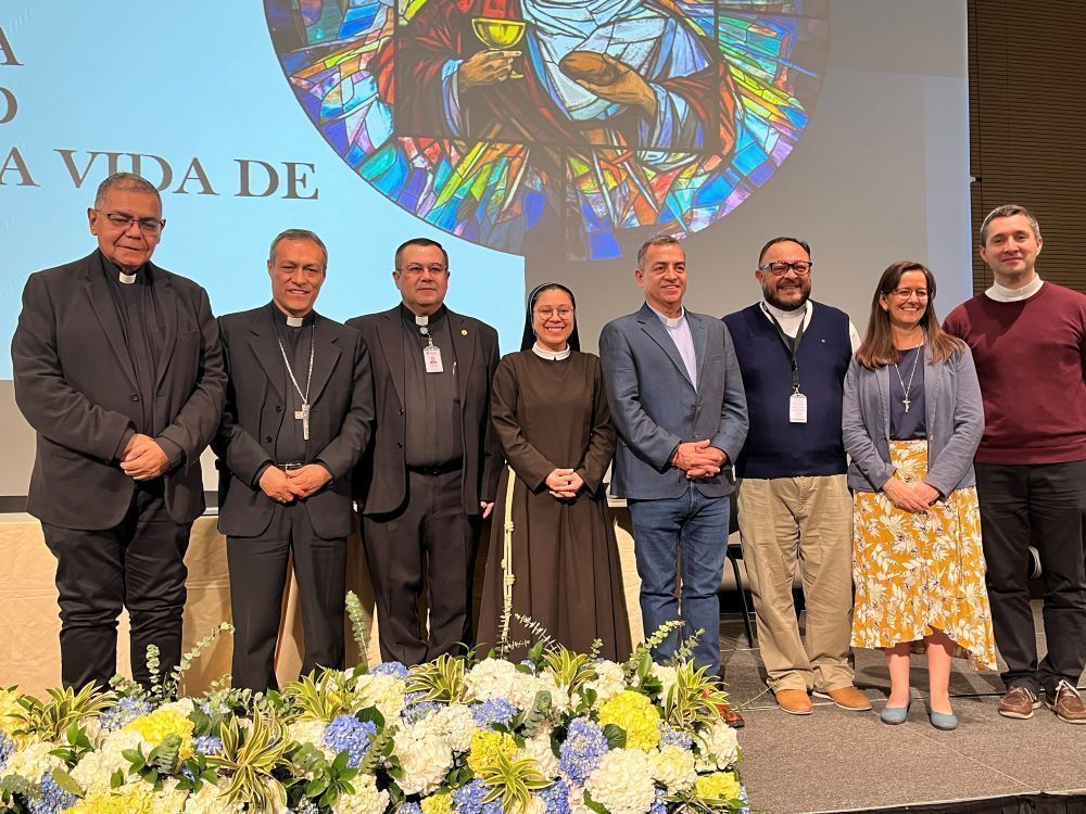 Encuentro de formación teológica y pastoral en Medellín en la UPB