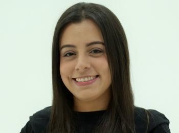 Ana villa,estudiante nominada a premios cromos