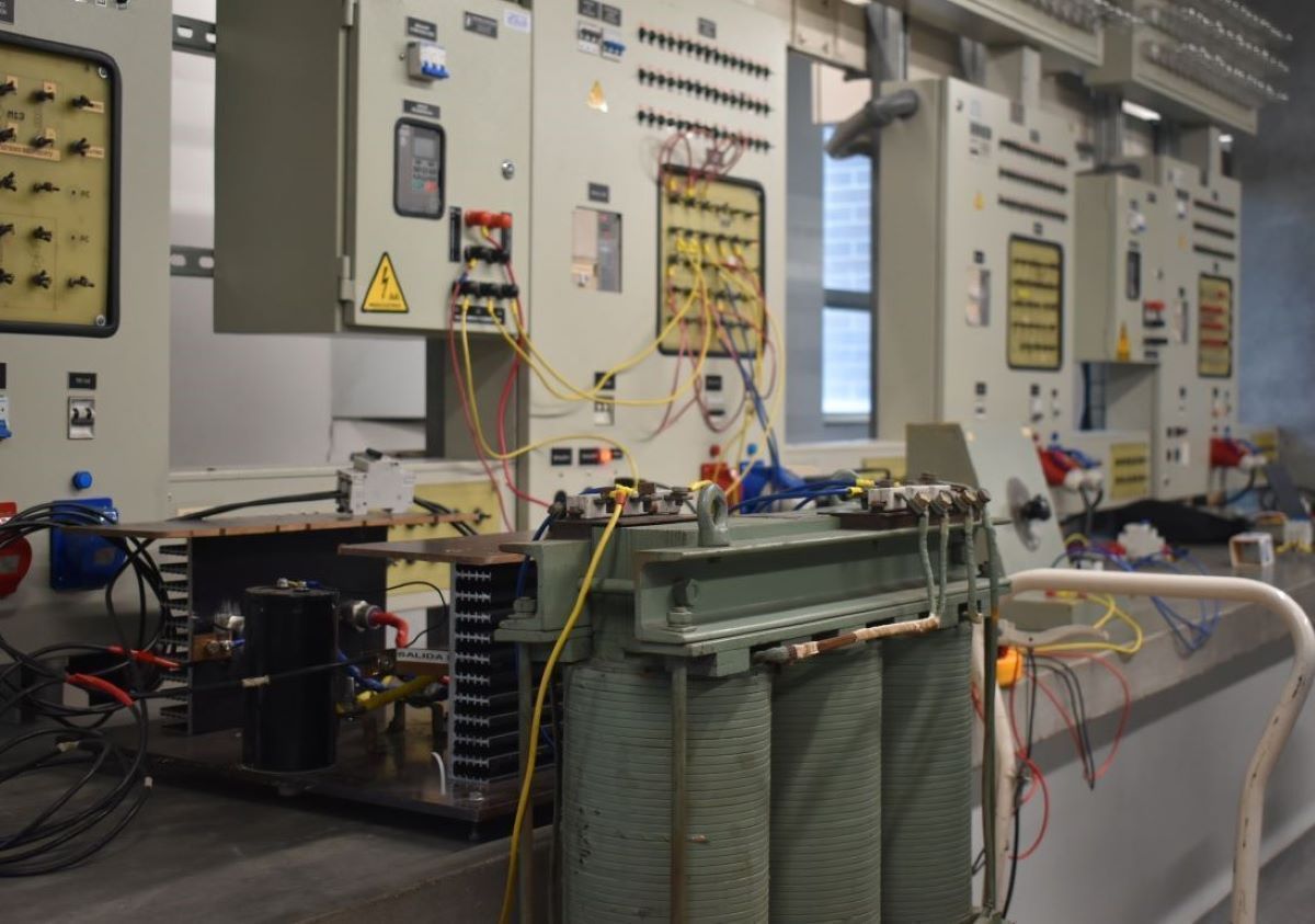 Ingeniería UPB desarrolla propuesta para optimizar la conexión de energía hidroeléctrica a la red nacional 