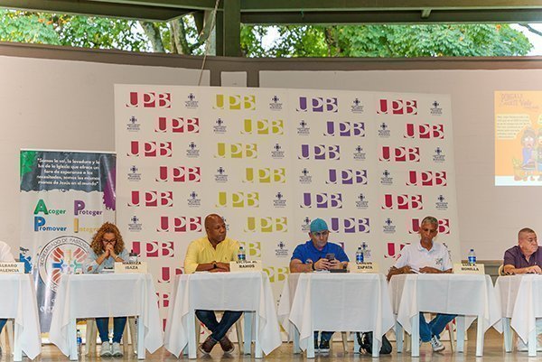 candidatos de izquierda a derecha, Maritza Isaza, Víctor Ramos, Carlos Zapata, Luis Bonilla y José Quintero