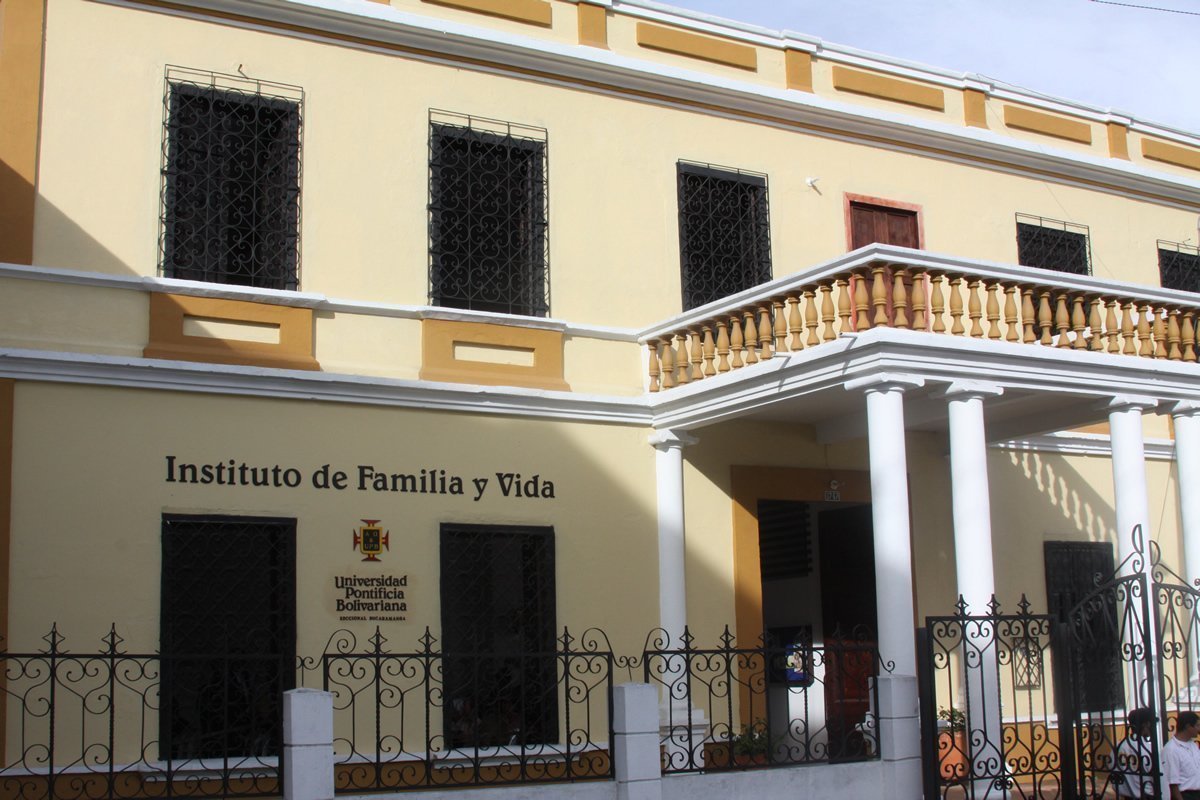 Instituto de Familia de Vida