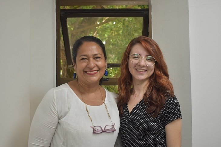 Sonia Isabel Graciano, directora de la Facultad de Educación de la UPB y Andrea Restrepo Hernández