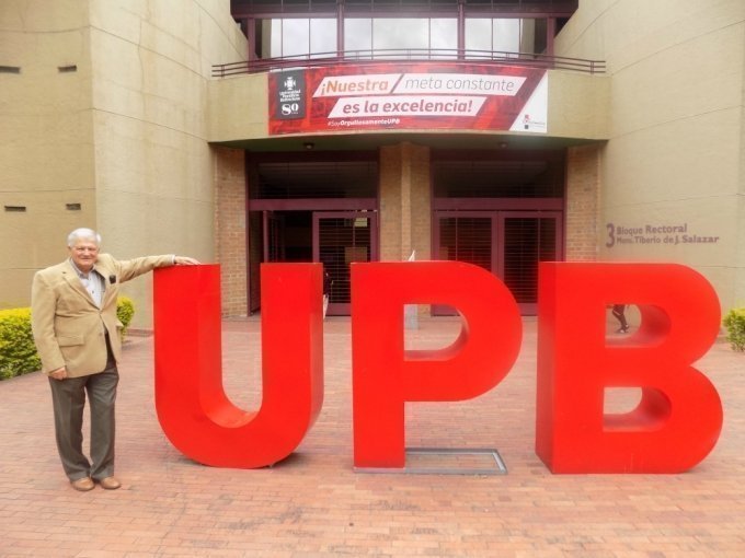 Juan Guillermo Ochoa egresado