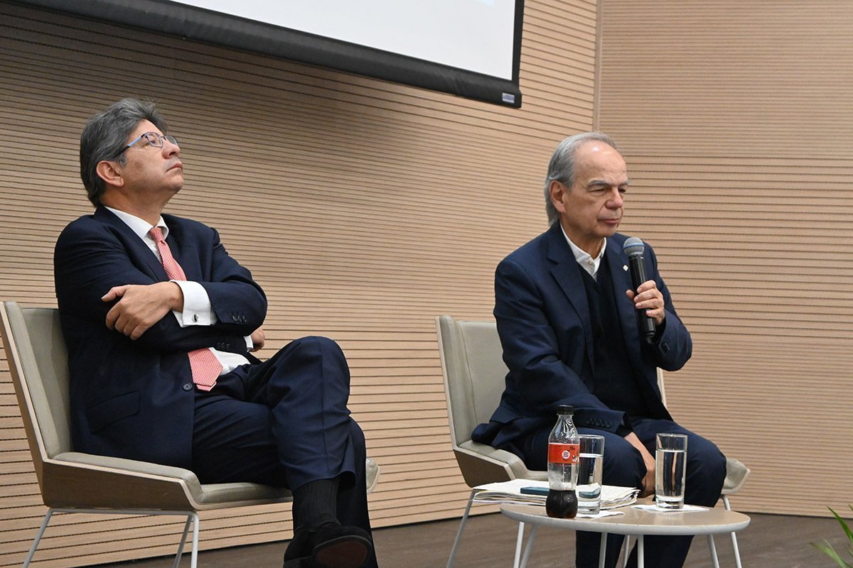 Los doctores Alejandro Linares y Luis Fernando Álvarez