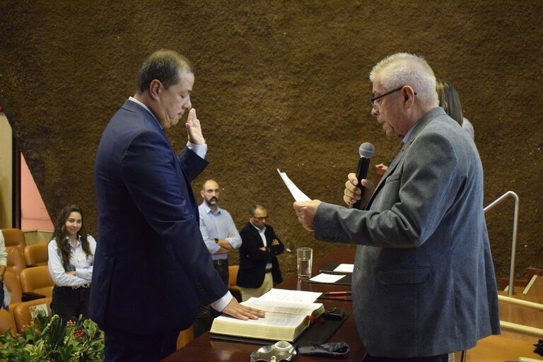 Decano Escuela Educación