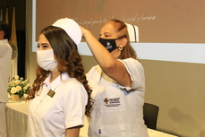 Cofia ceremonia de la luz