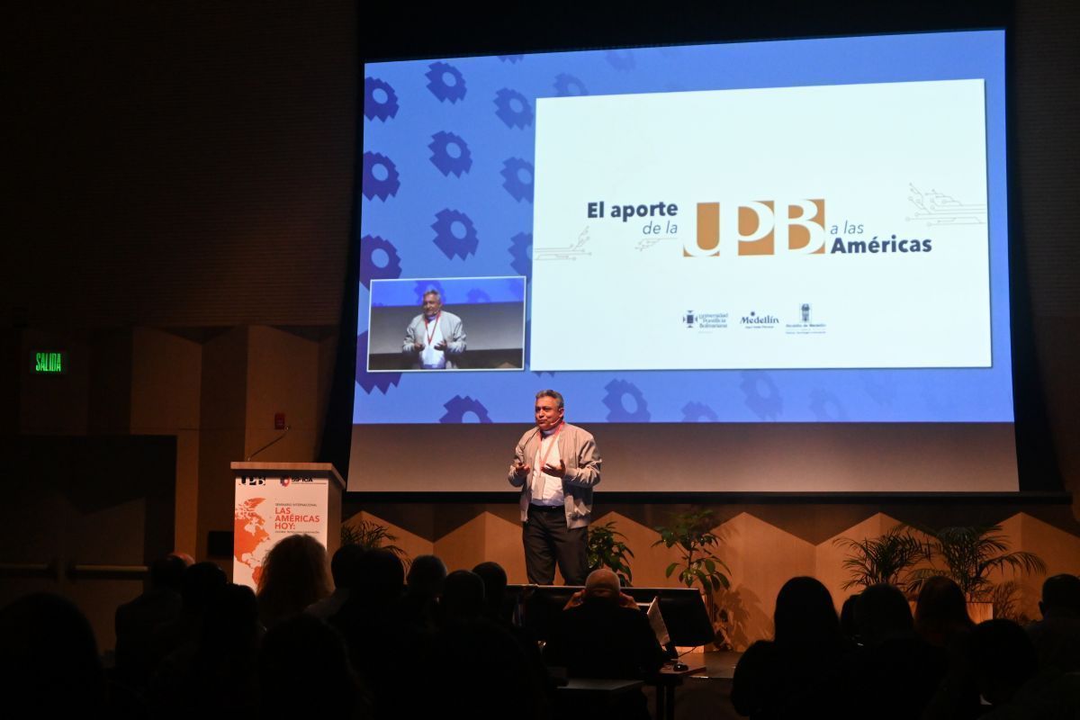 Rector en lanzamiento ICA