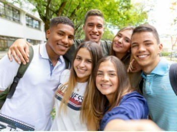 ESTUDIANTES GENERACION E