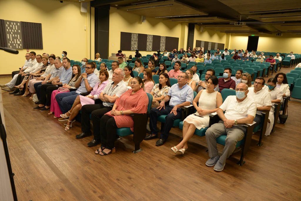El rector general de la UPB, Presbítero Julio Jairo Ceballos Sepúlveda, y el rector de la seccional Montería, Pbro. Juan Camilo Restrepo Tamayo, presidieron los actos conmemorativos