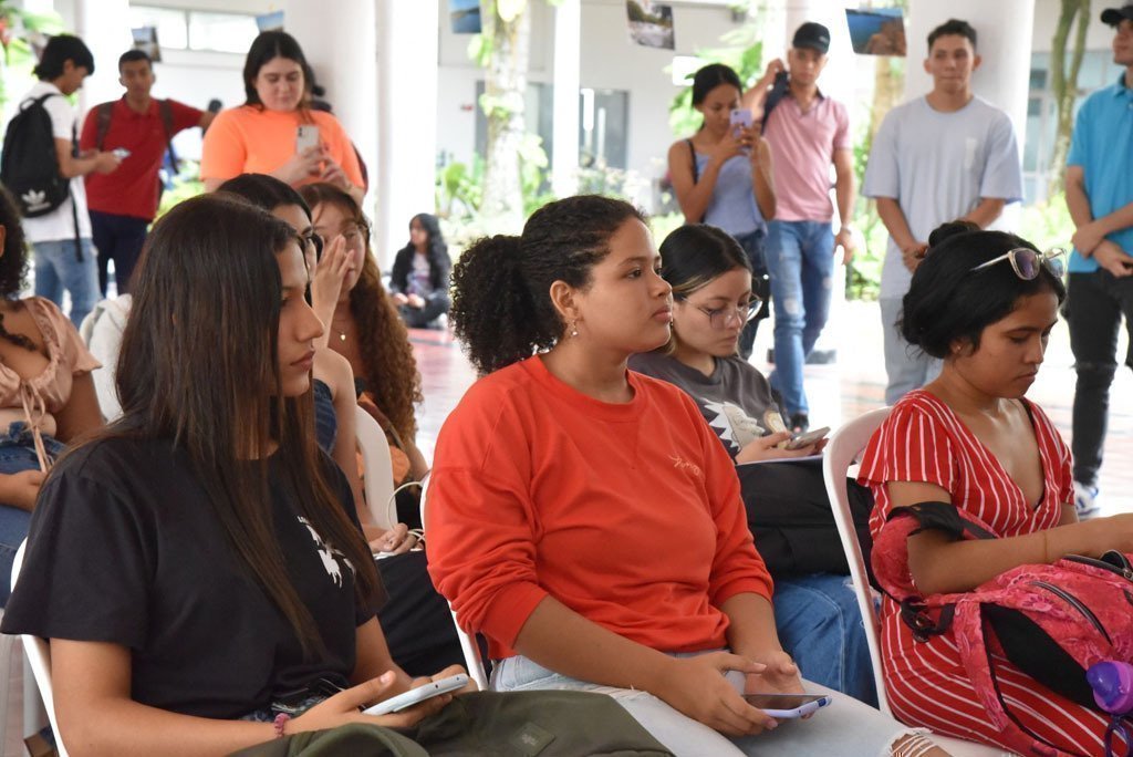 UPB se une a la Celebración del Día Mundial del Agua con el V Concurso de Fotografía