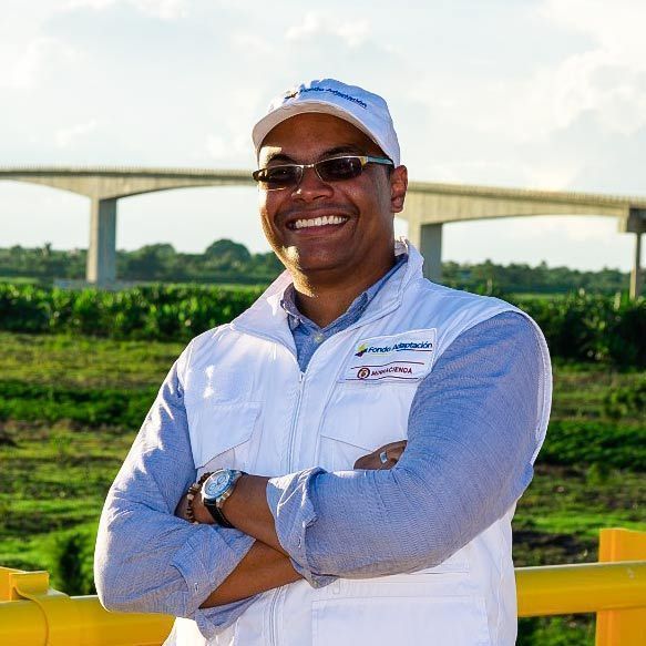 Jorge Perea, egresado del programa de Ingeniería Civil UPB Montería