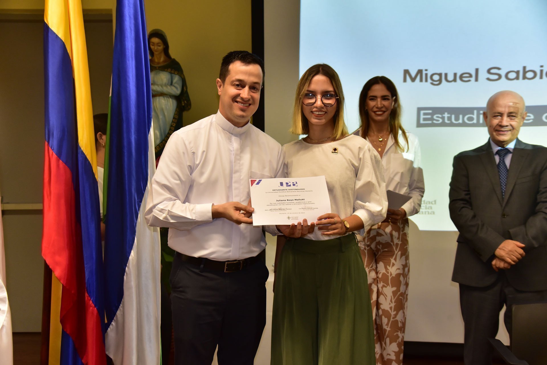 Juliana Royo Mallukt, estudiante distinguida programa de Comunicación Social-Periodismo