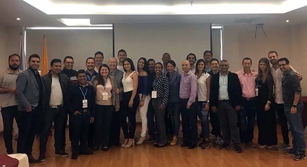 Equipo de IMPRETICS que se capacitó