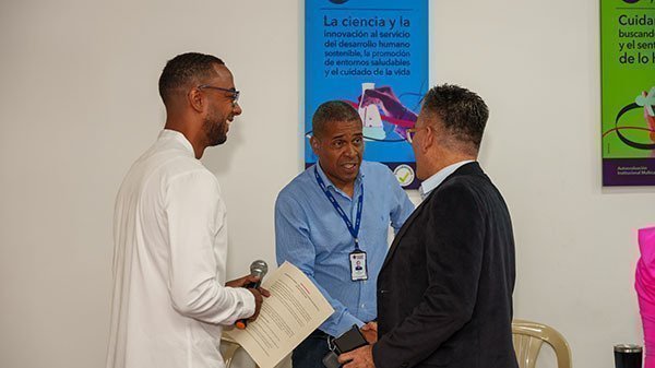 Estudiantes Fondo MEN - Encuentro de saberes con el rector Pbro. Raúl Jordán Balanta