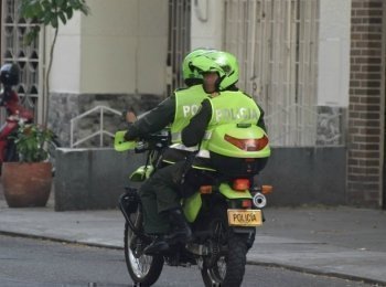 Patrulleros en moto