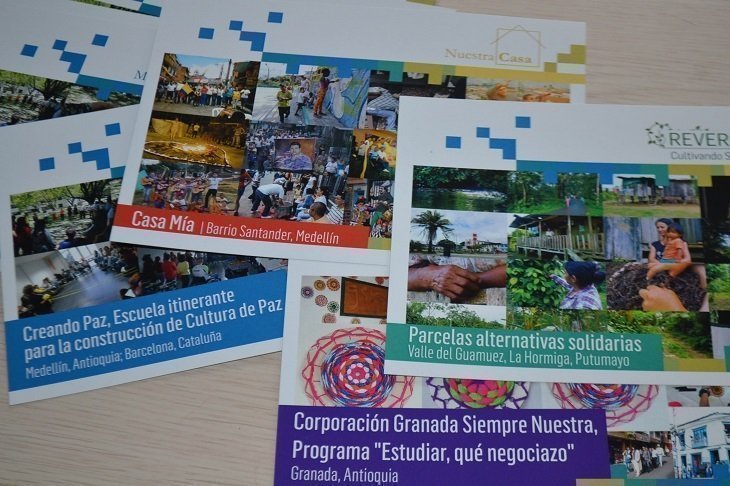 postales de Creando Paz