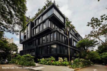 Hotel Click Clack Medellín. Plan:b Arquitectos. Foto: Alejandro Arango. 