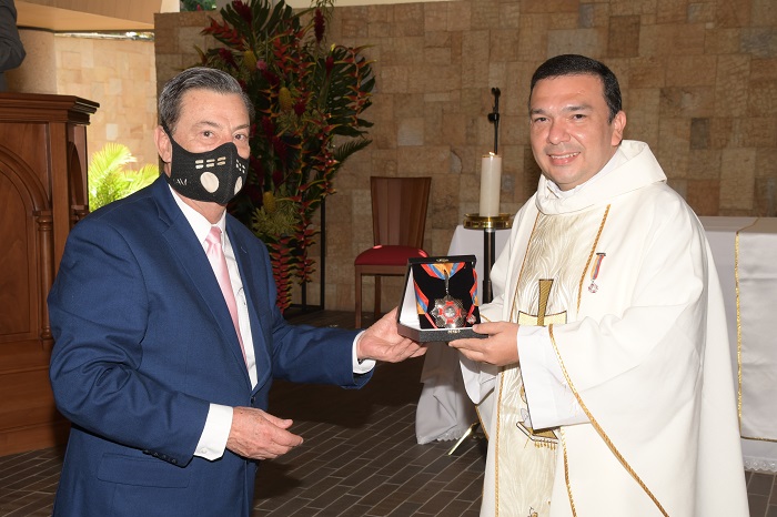 Tipo Interna4 Aniversario 30