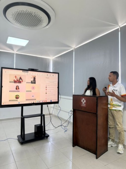 : Durante las cuatro jornadas del ejercicio, los universitarios expusieron propuestas y estudios en distintas etapas de desarrollo.